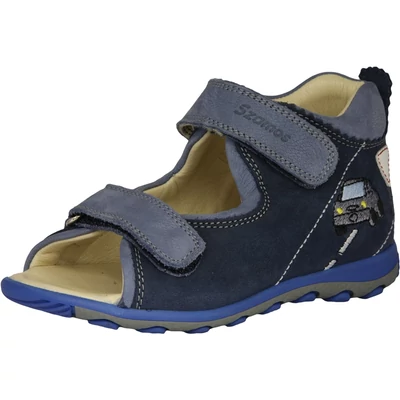 Szamos fiú gyerekszandál