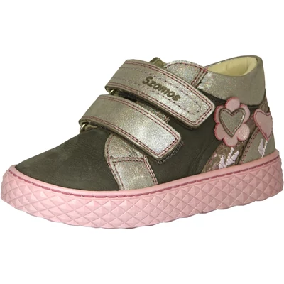 Szamos lány átmeneti gyerekcipő