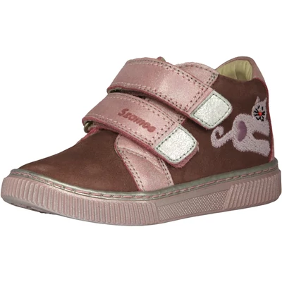 Szamos lány átmeneti gyerekcipő