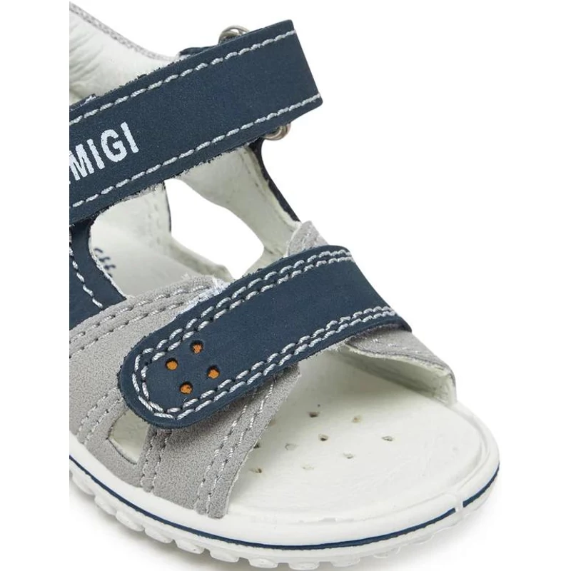 Primigi fiú gyerekszandál