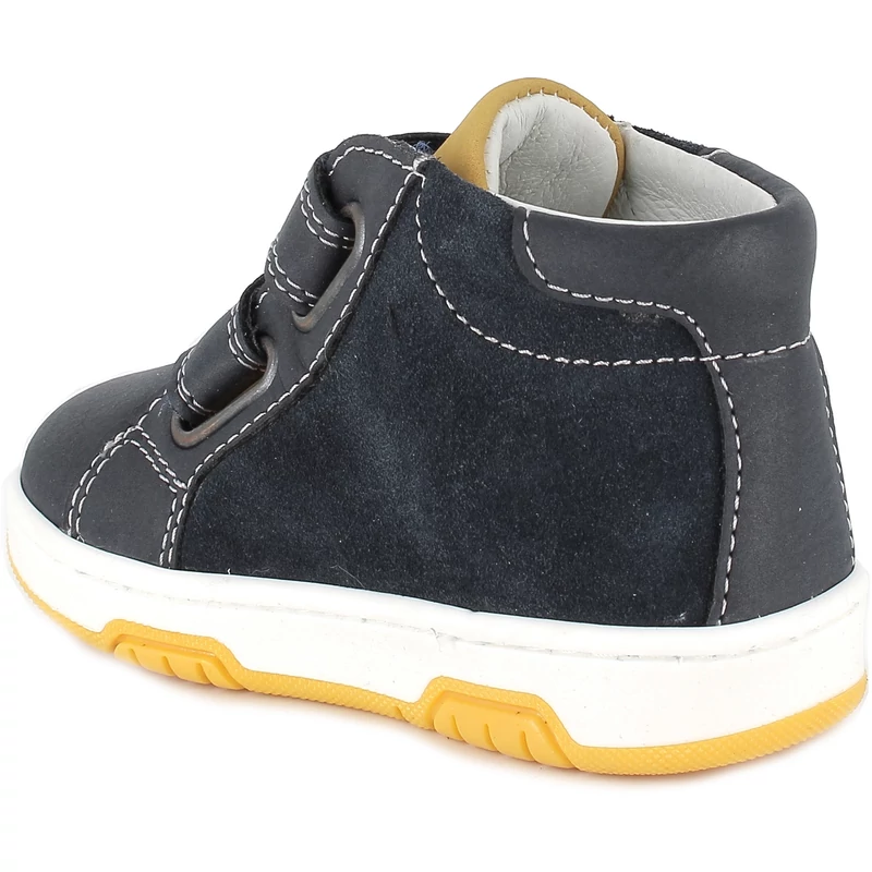 Primigi fiú átmeneti gyerekcipő