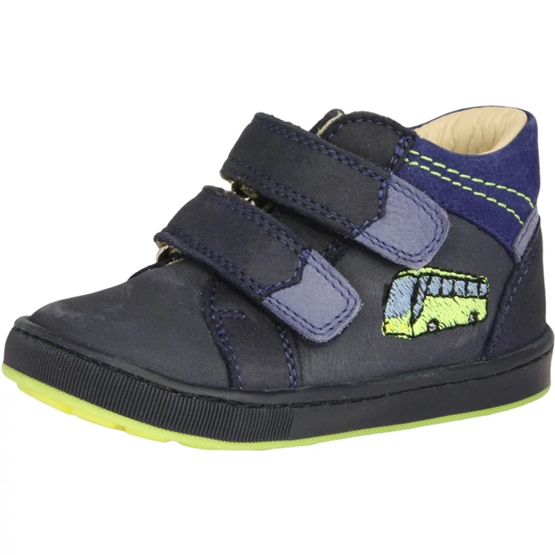 Szamos fiú átmeneti gyerekcipő