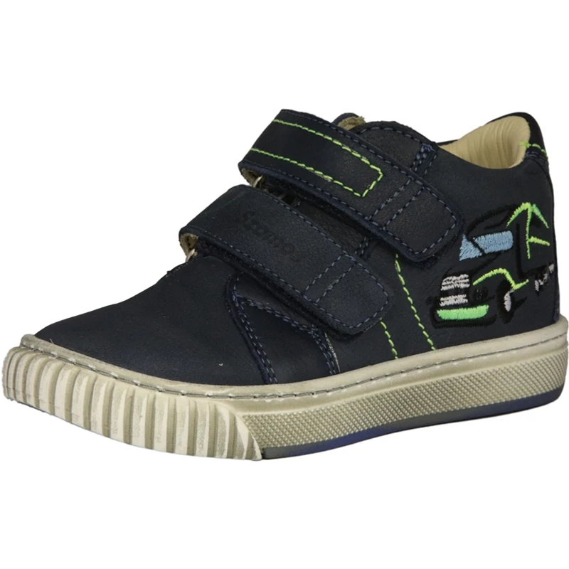 Szamos fiú átmeneti gyerekcipő