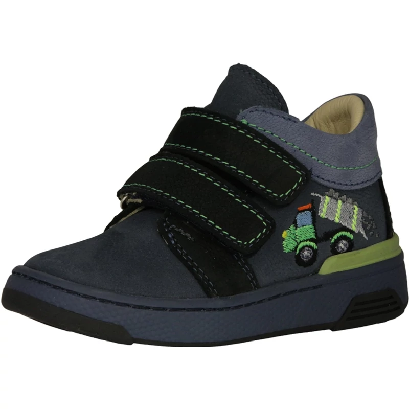 Szamos fiú átmeneti gyerekcipő