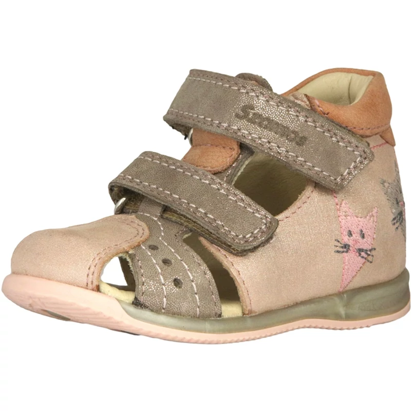 Szamos lány zártorrú gyerekszandál